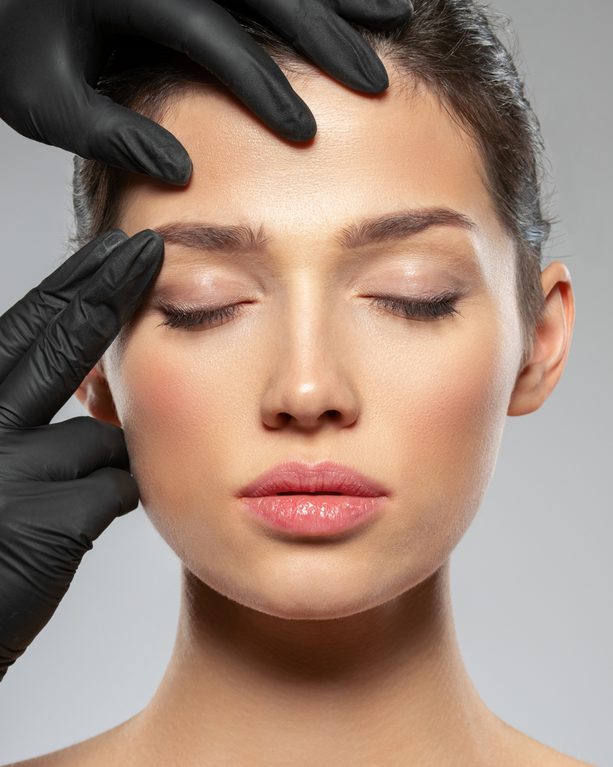 Подготовка на кожата за абитуриентски бал, сватба или друго важно събитие: кога да направите процедурите